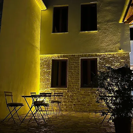 Old Street * Gjirokastër